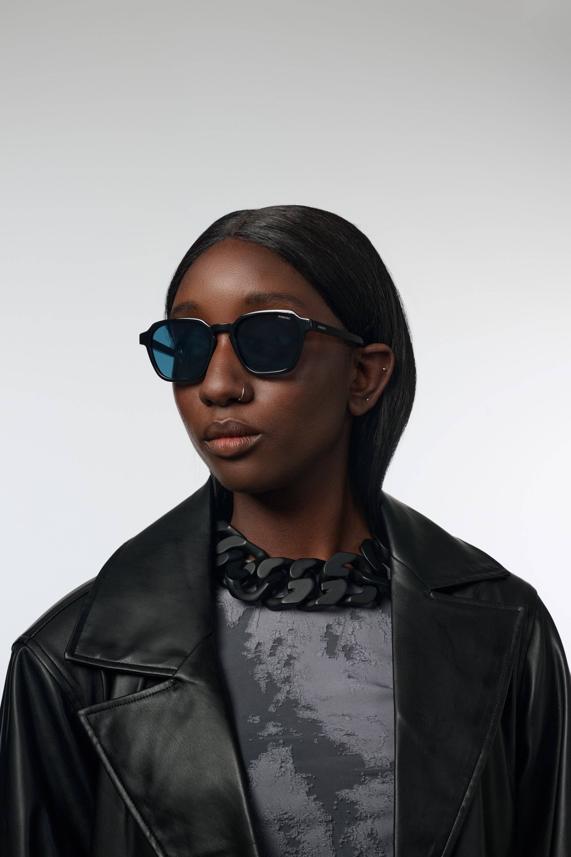komono-matty-black-lunettes-originals-noires image 5