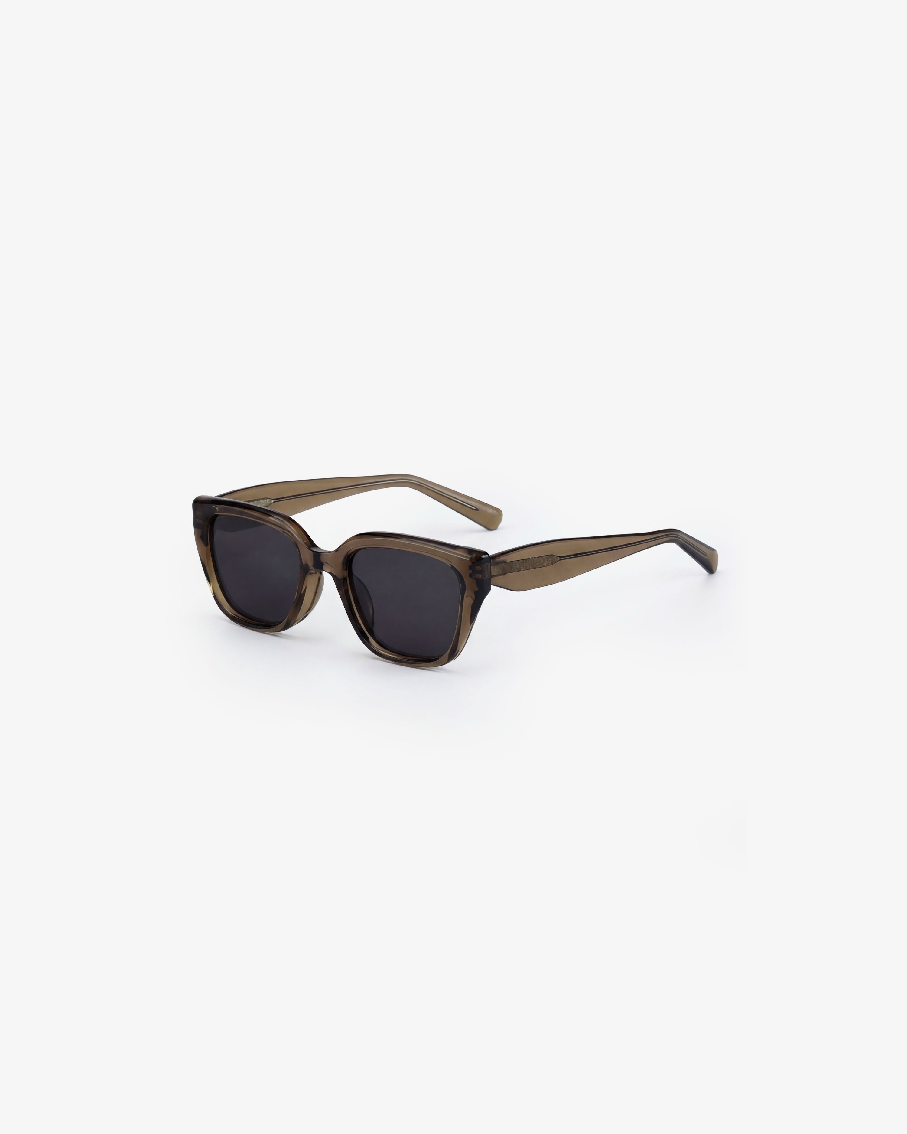 le-petit-lunetier-paola-gris-vert-lunettes-de-soleil-papillon-cat-eye image 3