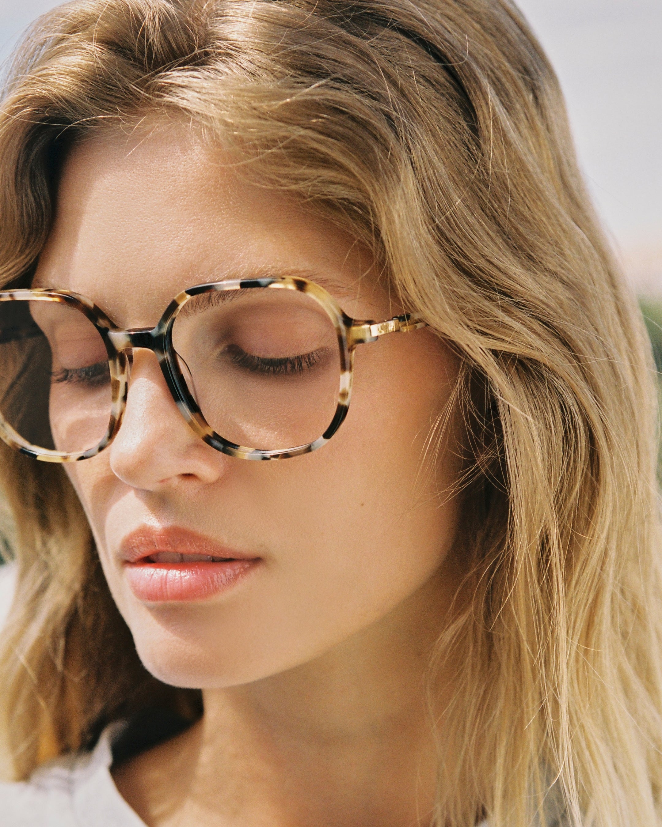 jimmy-fairly-la-ade-lunettes-de-vue-carr-es-tortoise-medium-femme image 3