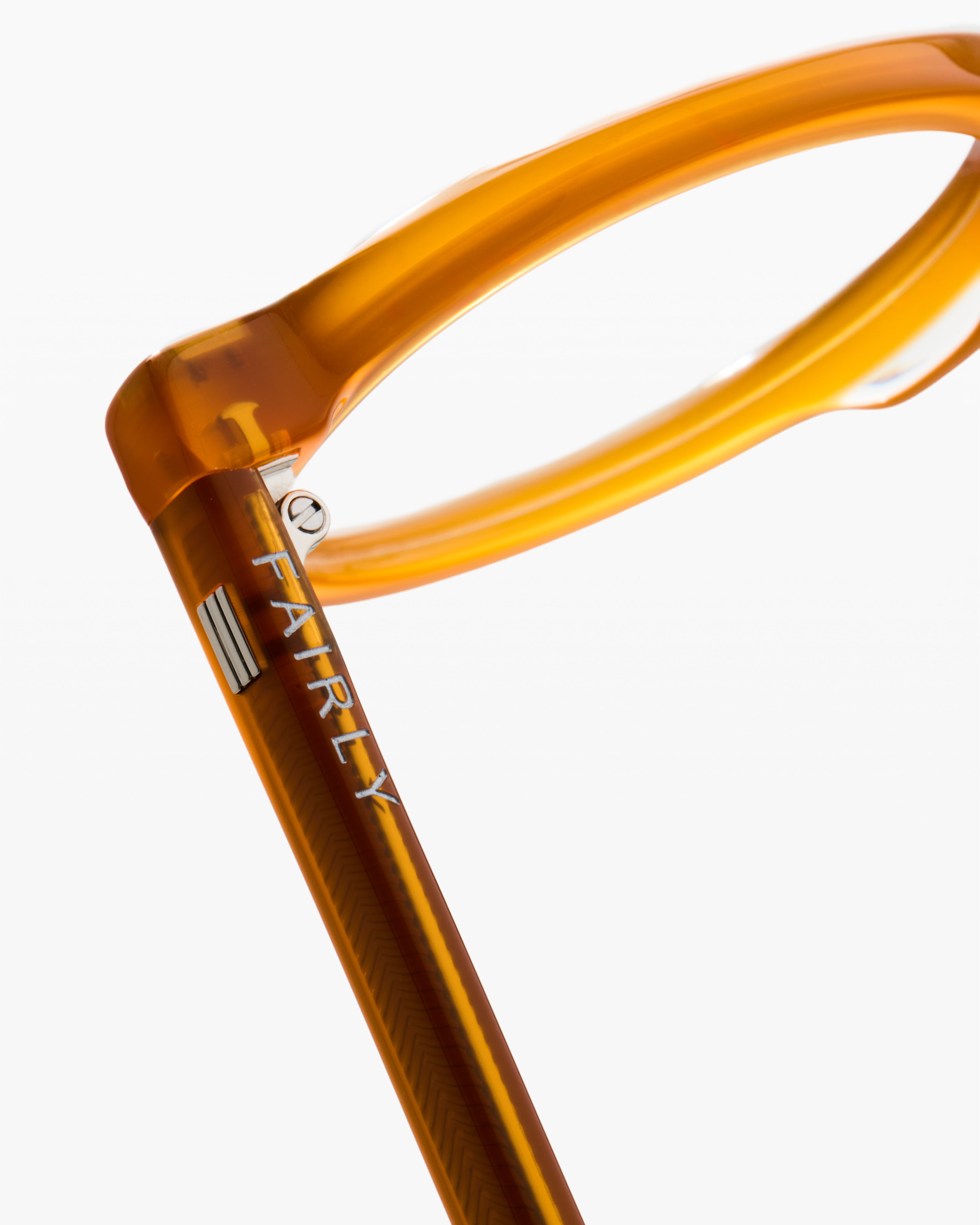 jimmy-fairly-la-alvie-lunettes-optiques-ovales-armature-chevrons image 4