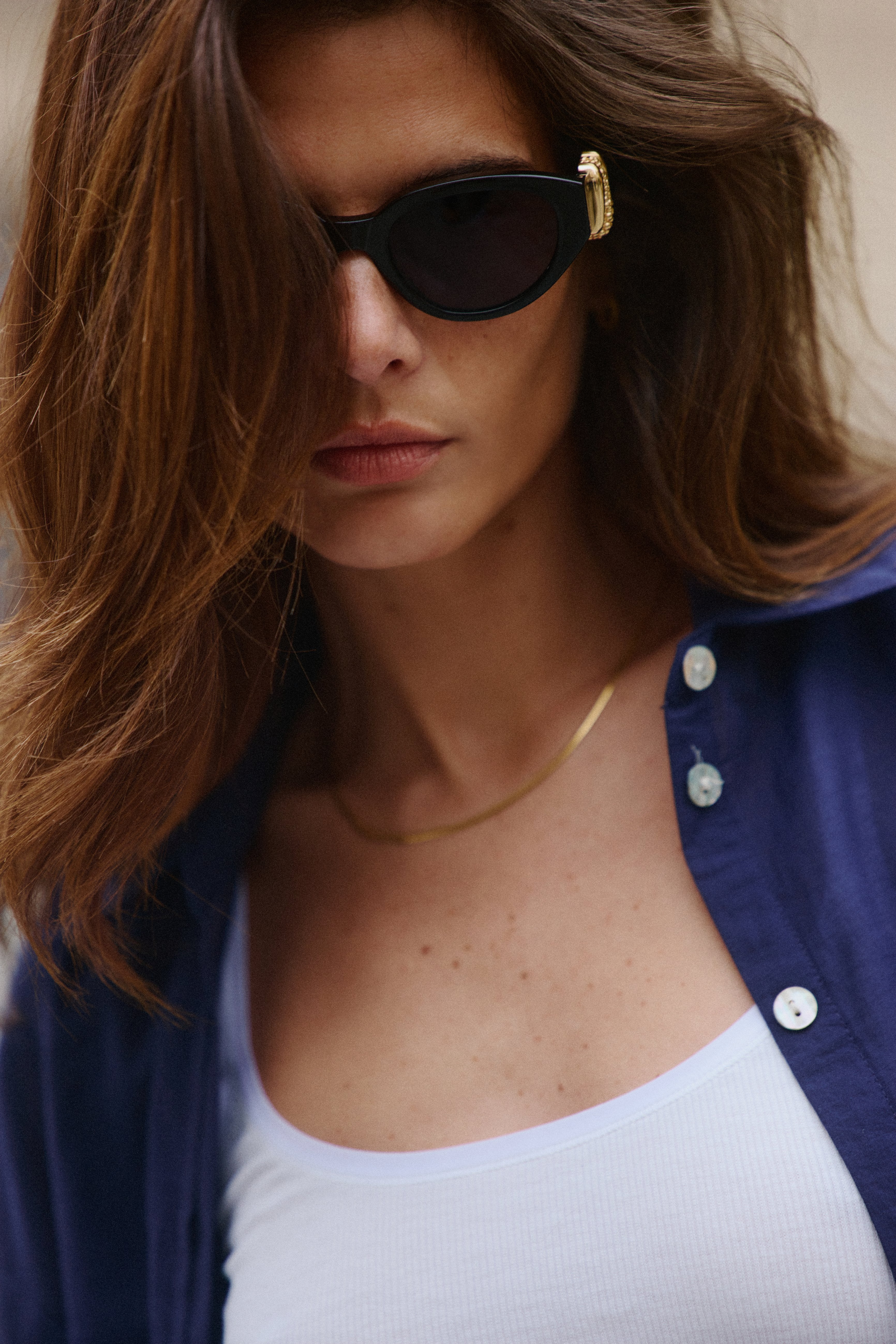 jimmy-fairly-la-melissa-lunettes-de-soleil-papillon-noires-en-ac-tate-avec-bijou image 4