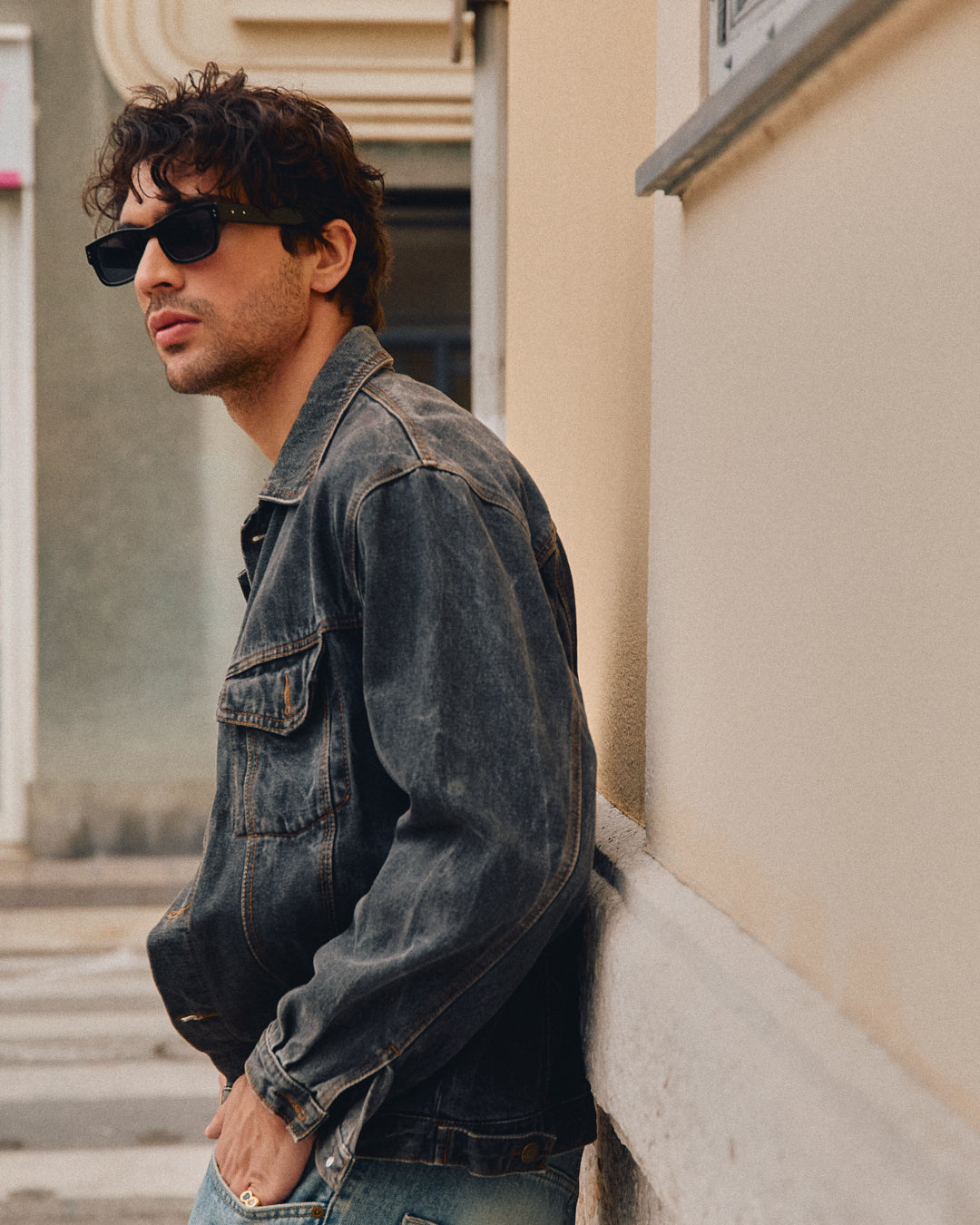 jimmy-fairly-la-lime-lunettes-de-soleil-rectangulaires-noires-en-ac-tate-homme image 2