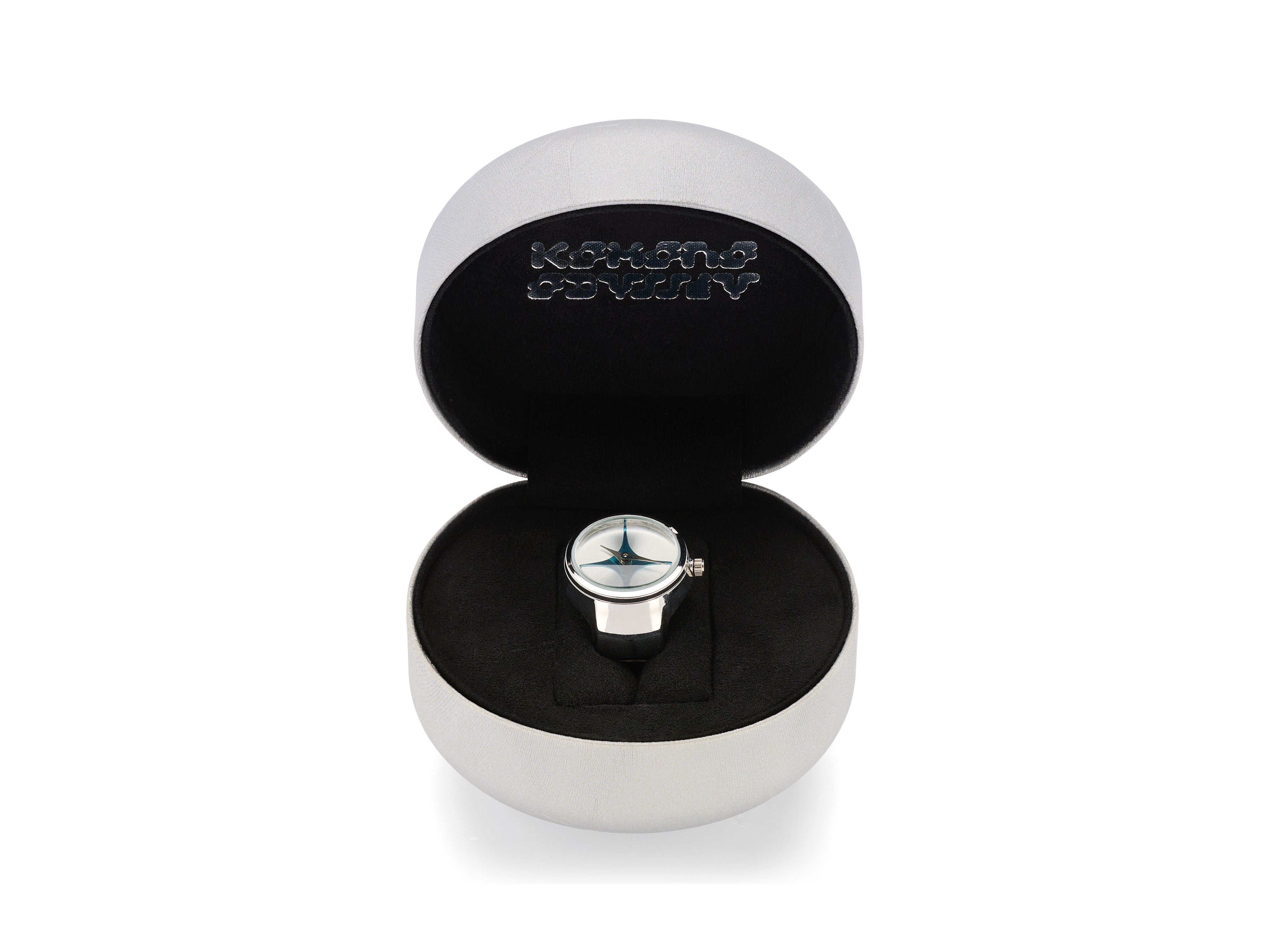 komono-noor-silver-moonstone-montre-petit-format-s-bo-tier-argent image 3