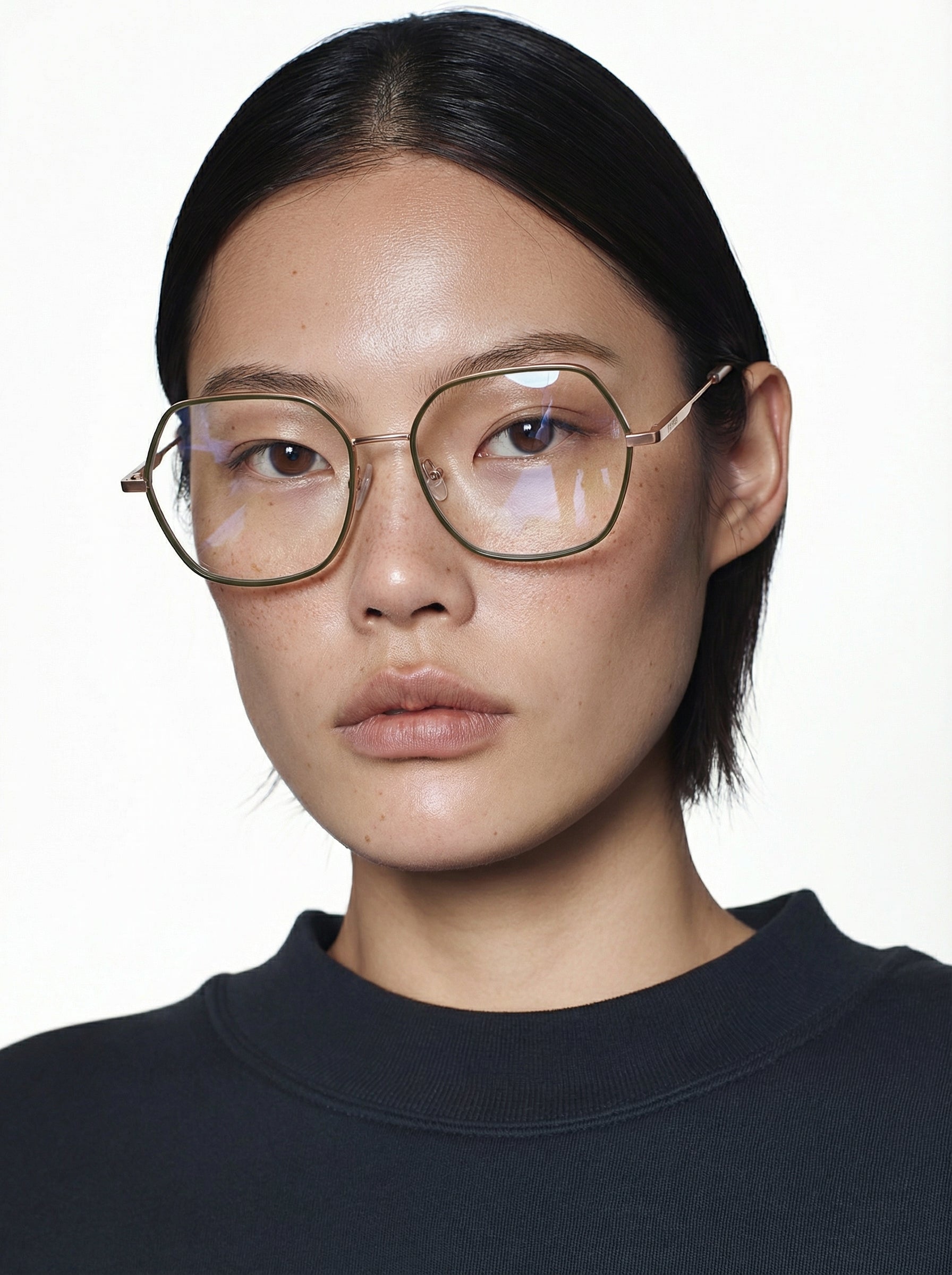 komono-ella-rose-gold-khaki-lunettes-de-vue-monture-rose-gold-et-kaki image 5
