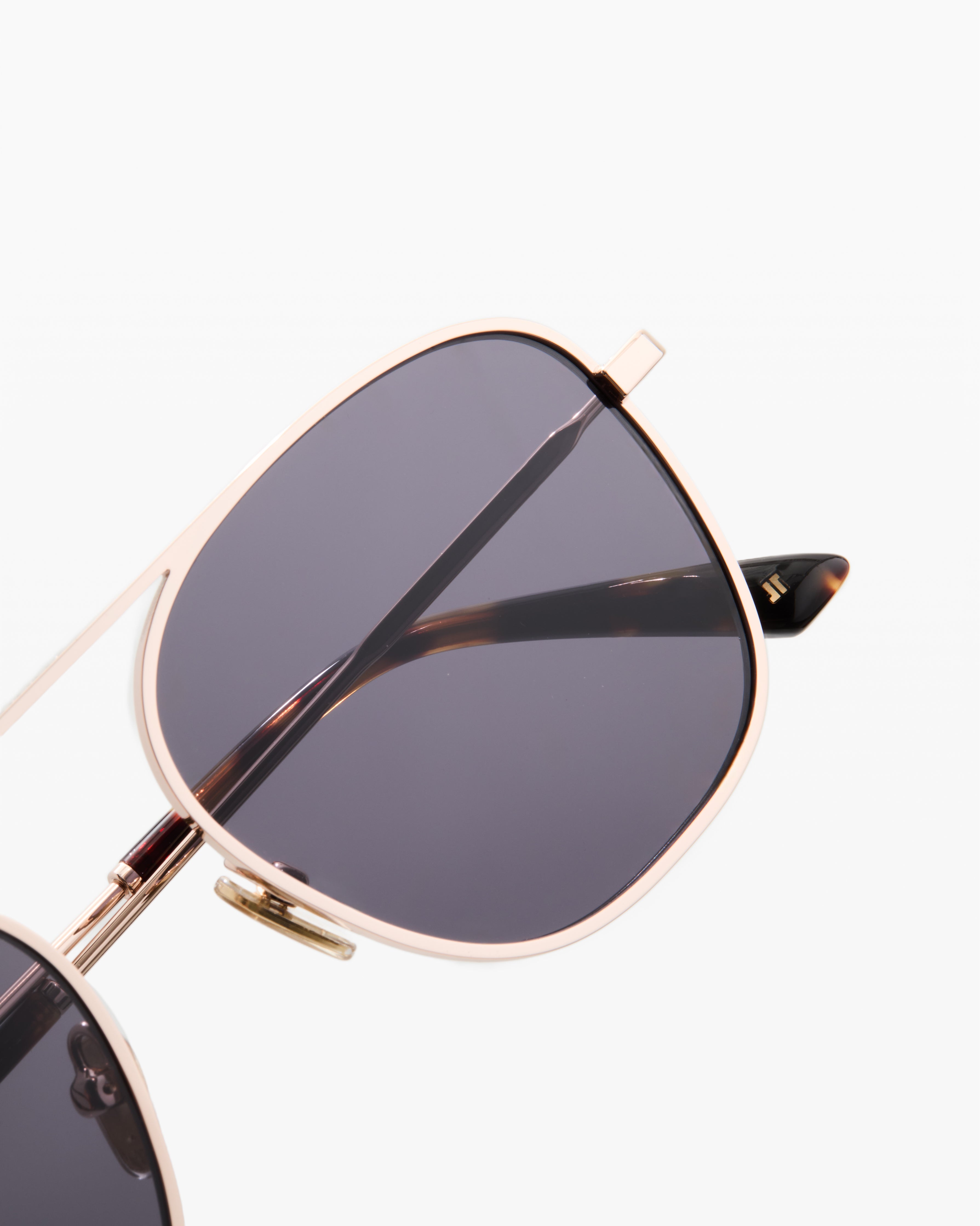 jimmy-fairly-la-rocky-lunettes-de-soleil-aviateur-m-tal-dor-homme image 5