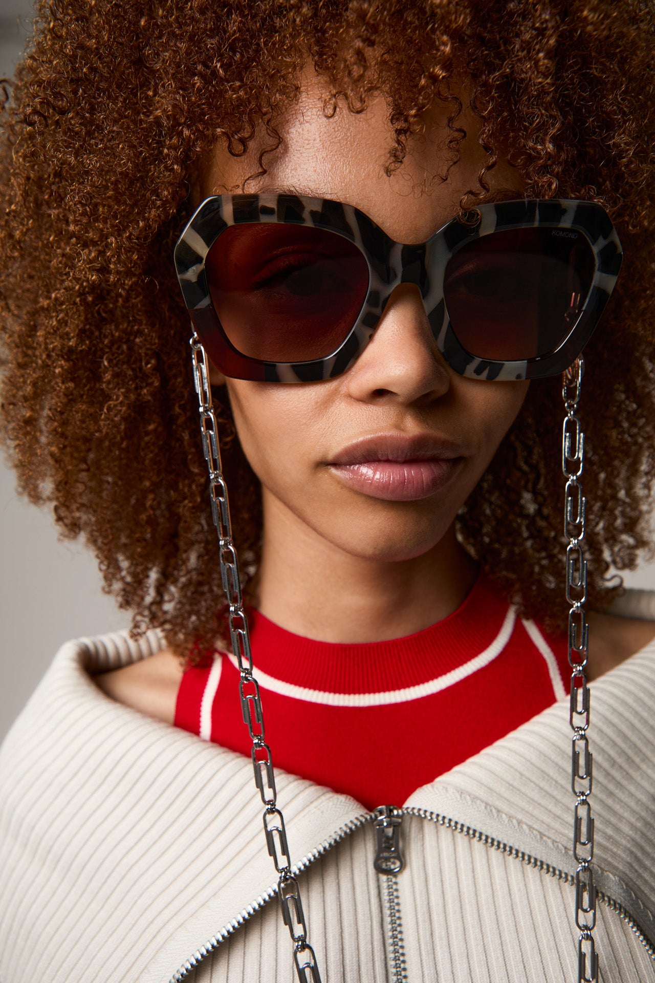 komono-gwen-bronze-bobcat-lunettes-de-soleil-hexagonales-oversize-en-bio-nylon image 5