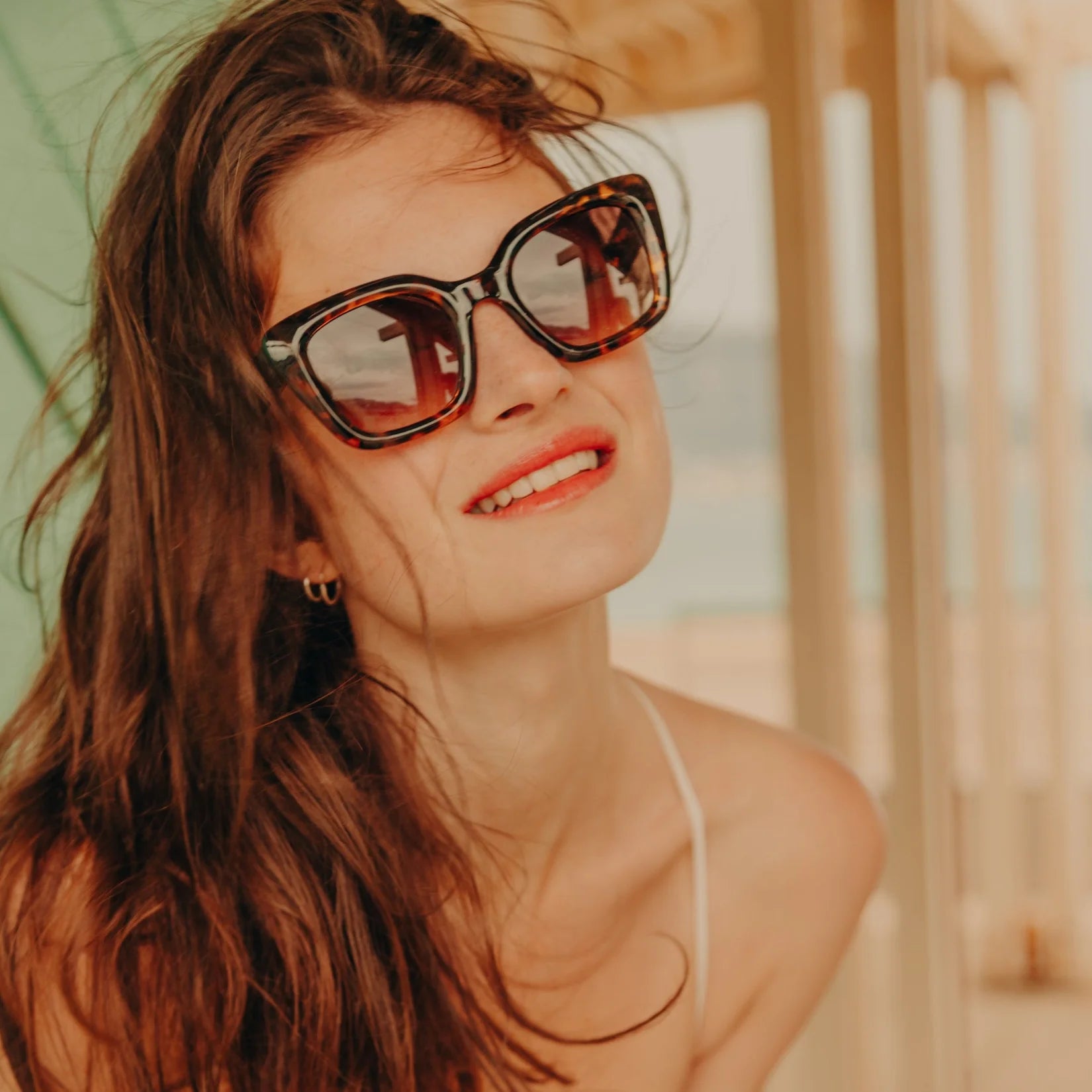 le-petit-lunetier-lilly-a-caille-lunettes-de-soleil-papillon-en-ac-tate image 3