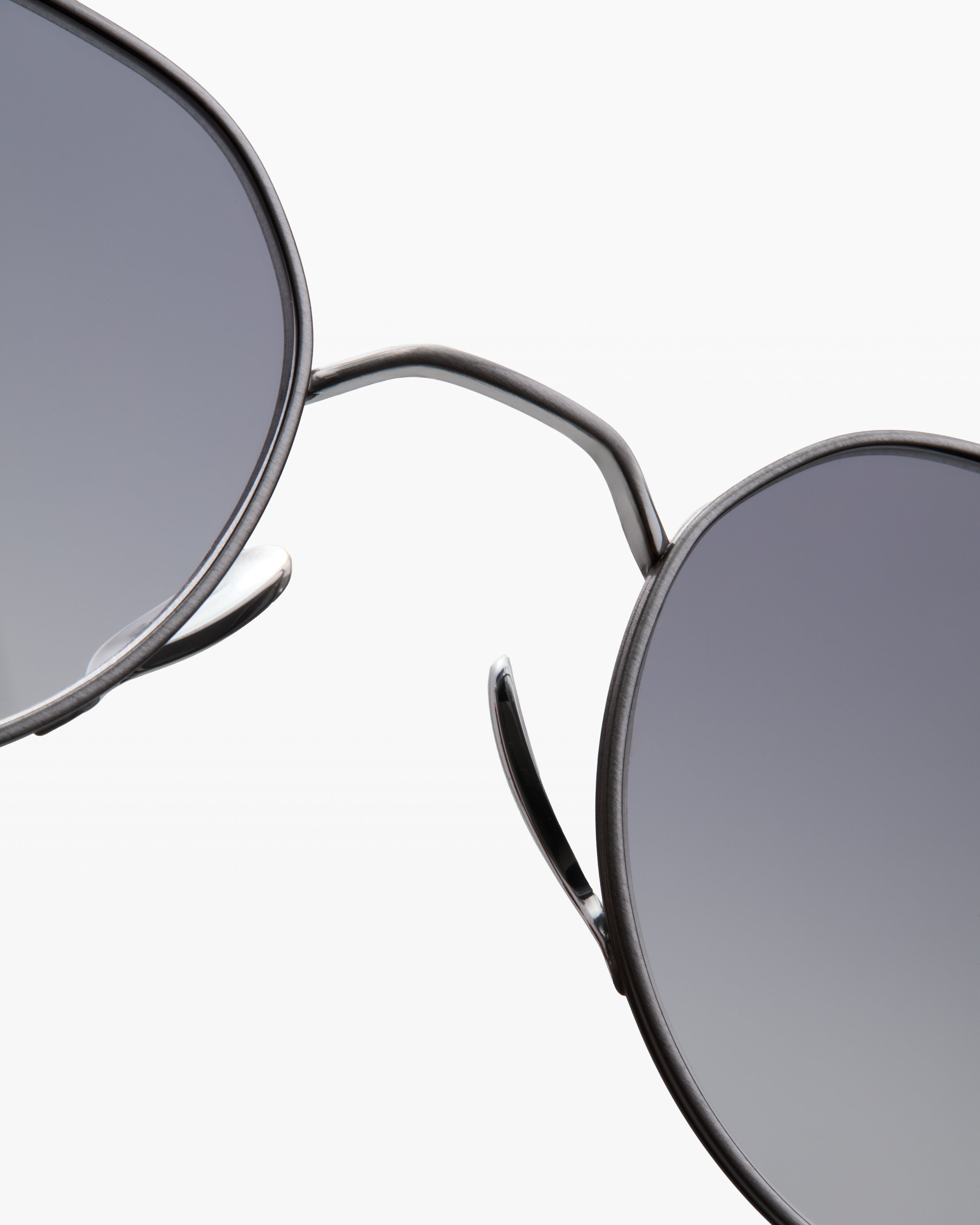 jimmy-fairly-la-altea-lunettes-de-soleil-rondes-en-titane-argent-homme image 5