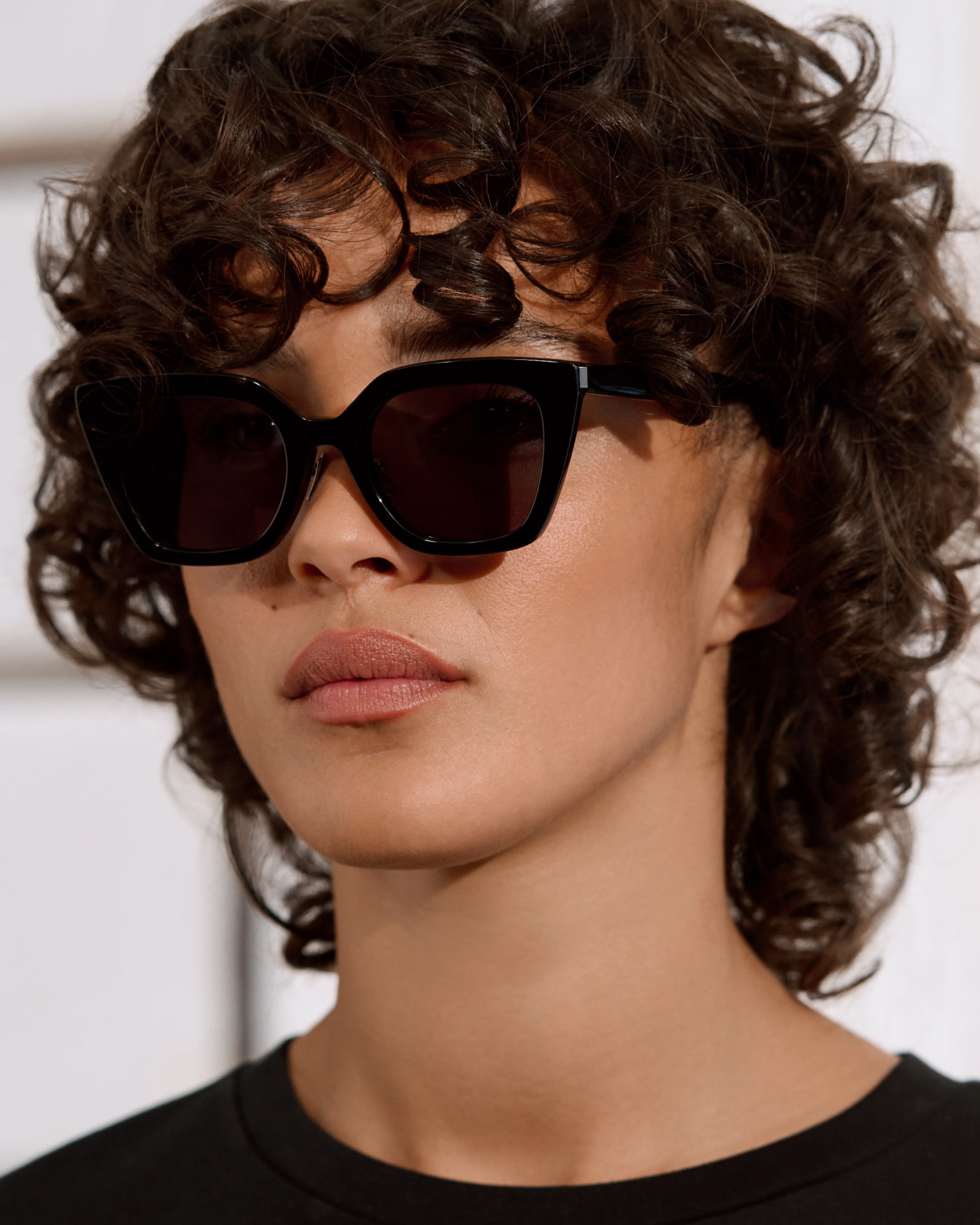 jimmy-fairly-la-wind-lunettes-de-soleil-papillon-noire-femme image 4
