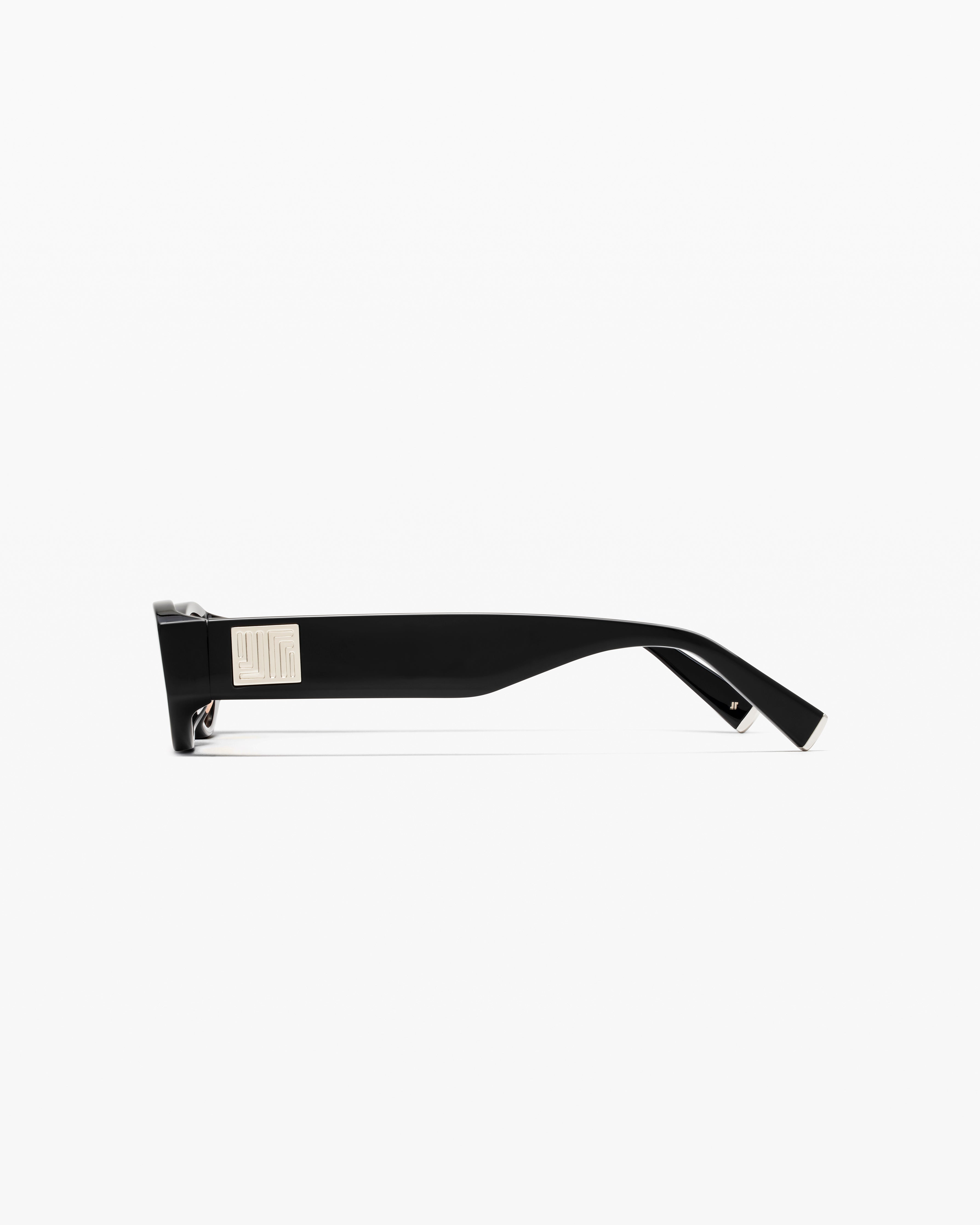 jimmy-fairly-la-tiana-jf-colors-lunettes-de-soleil-ovales-noires-en-ac-tate image 2