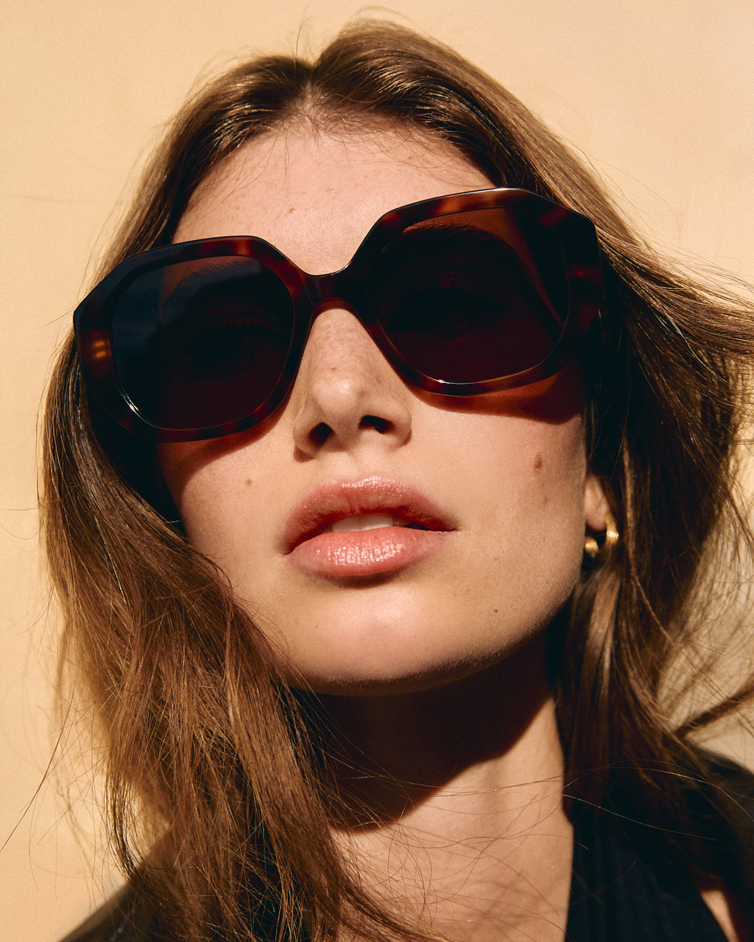 jimmy-fairly-la-cashew-lunettes-de-soleil-femme-carr-es-oversize-caille-verres-c image 2