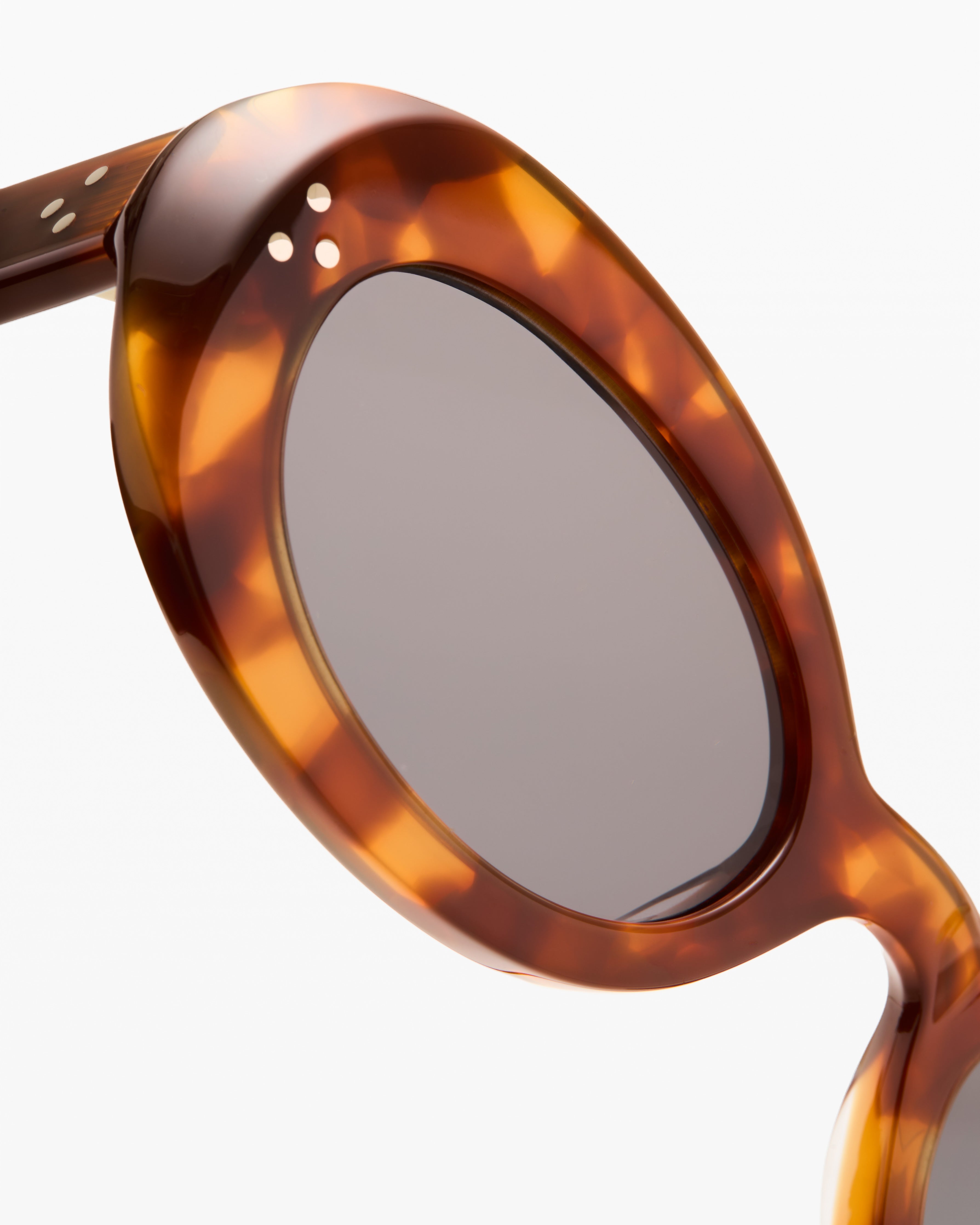 jimmy-fairly-la-berry-lunettes-de-soleil-ovales-caille-claire-en-ac-tate-pour-fe image 2