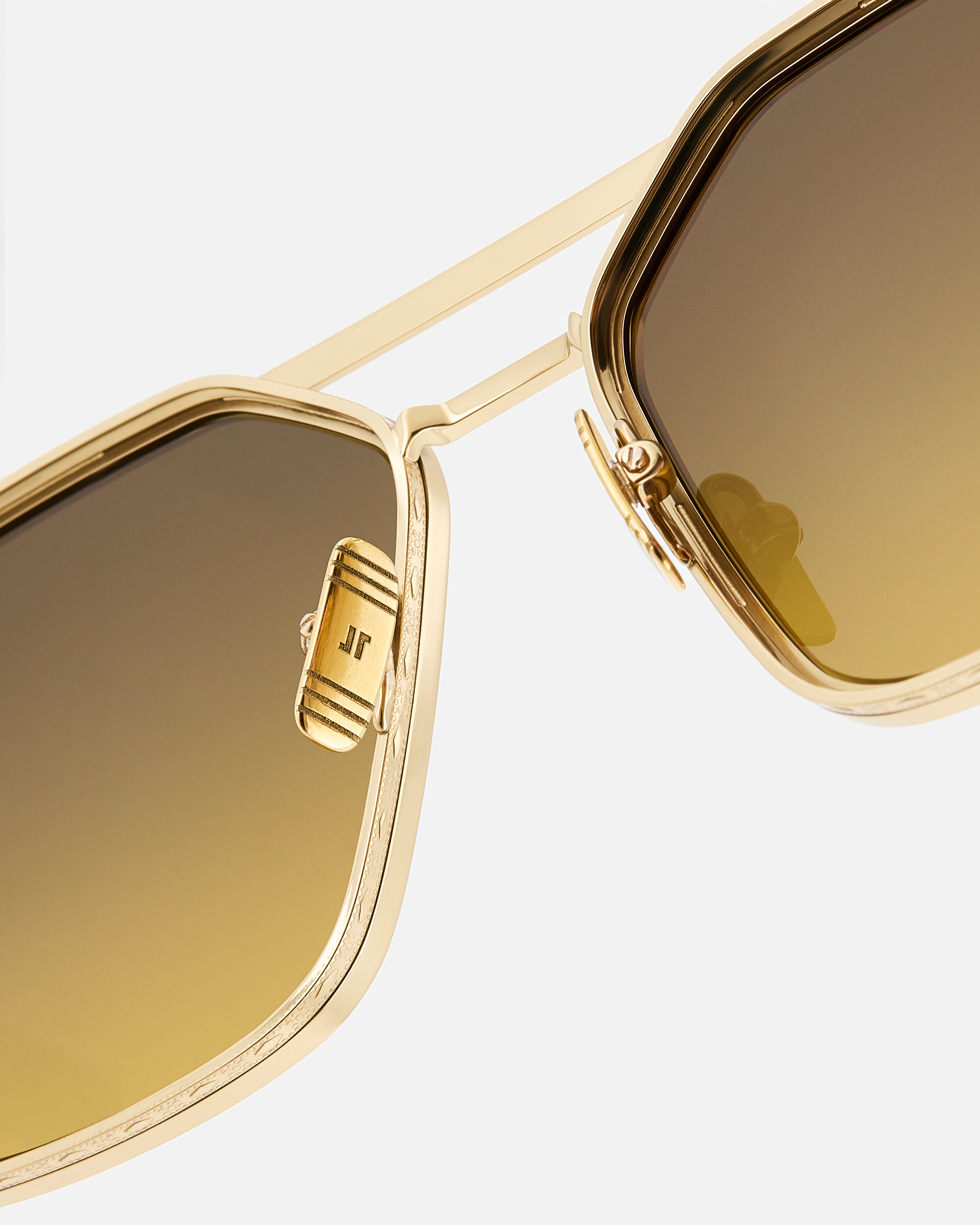 jimmy-fairly-la-pulse-lunettes-de-soleil-aviateur-titane-dor image 6