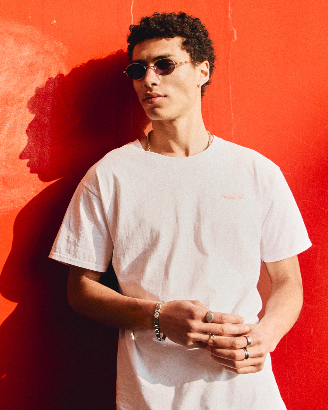 jimmy-fairly-la-elvie-lunettes-de-soleil-ovale-titane-dor-homme image 4