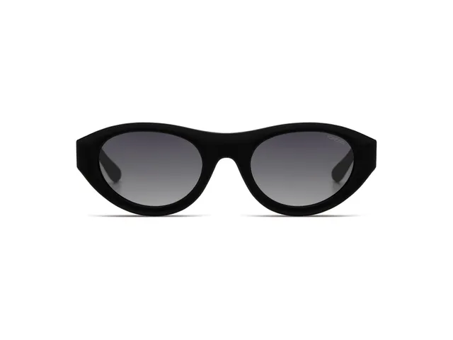 komono-celeste-carbon-lunettes-de-soleil-ovales-unisexes-monture-bio-nylon-noire image 1