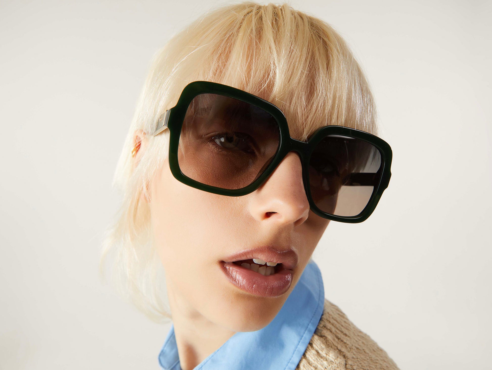 komono-miley-lunettes-de-soleil-hunter-white-gold-polaris-es-large image 4