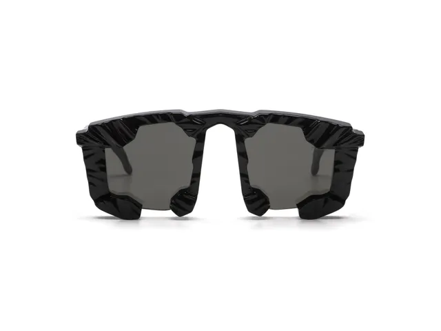lunettes-de-soleil-komono-ingmar-x-komono-all-black image 1