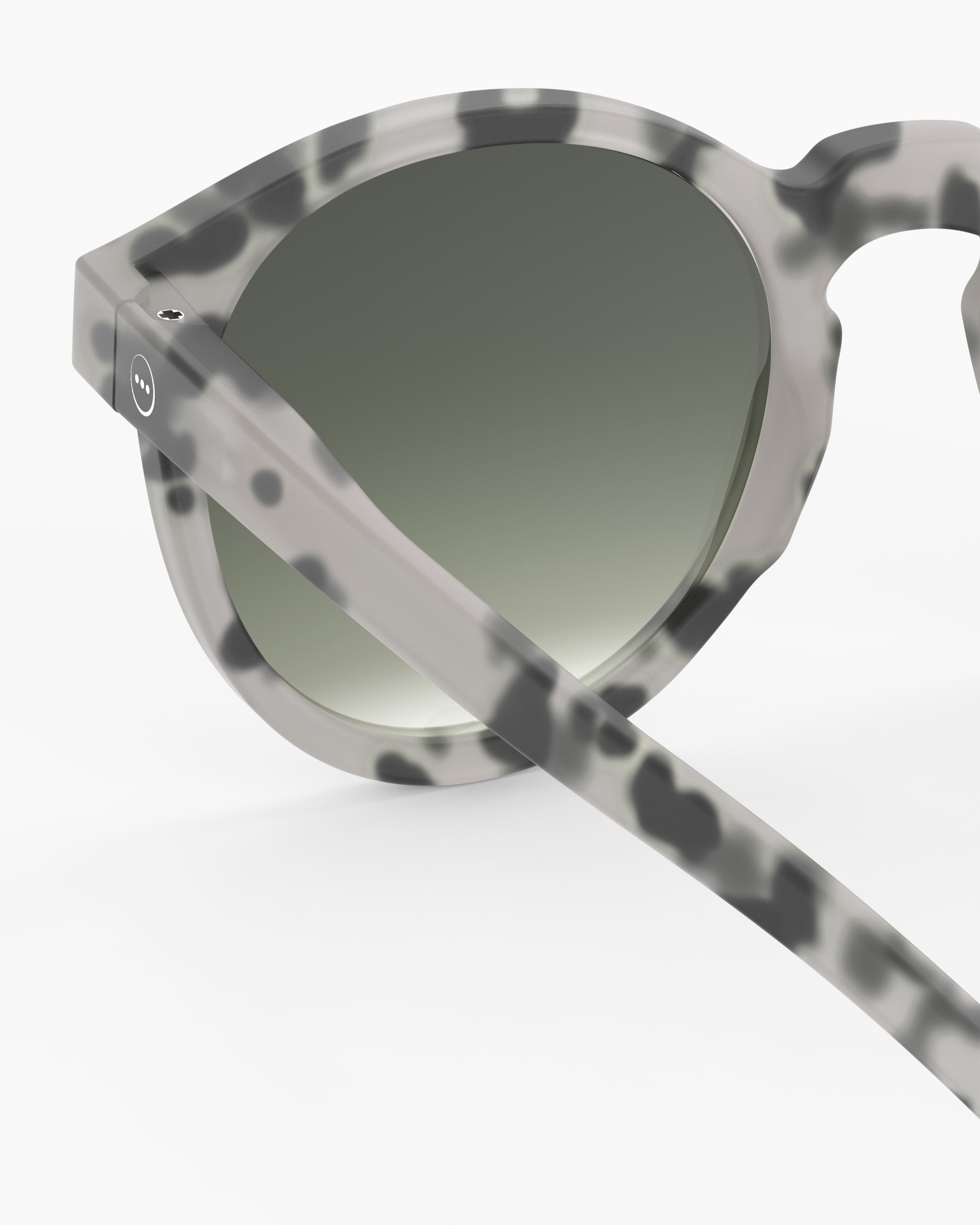 izipizi-sun-m-grey-tortoise-lunettes-de-soleil-oversize-unisexes image 4