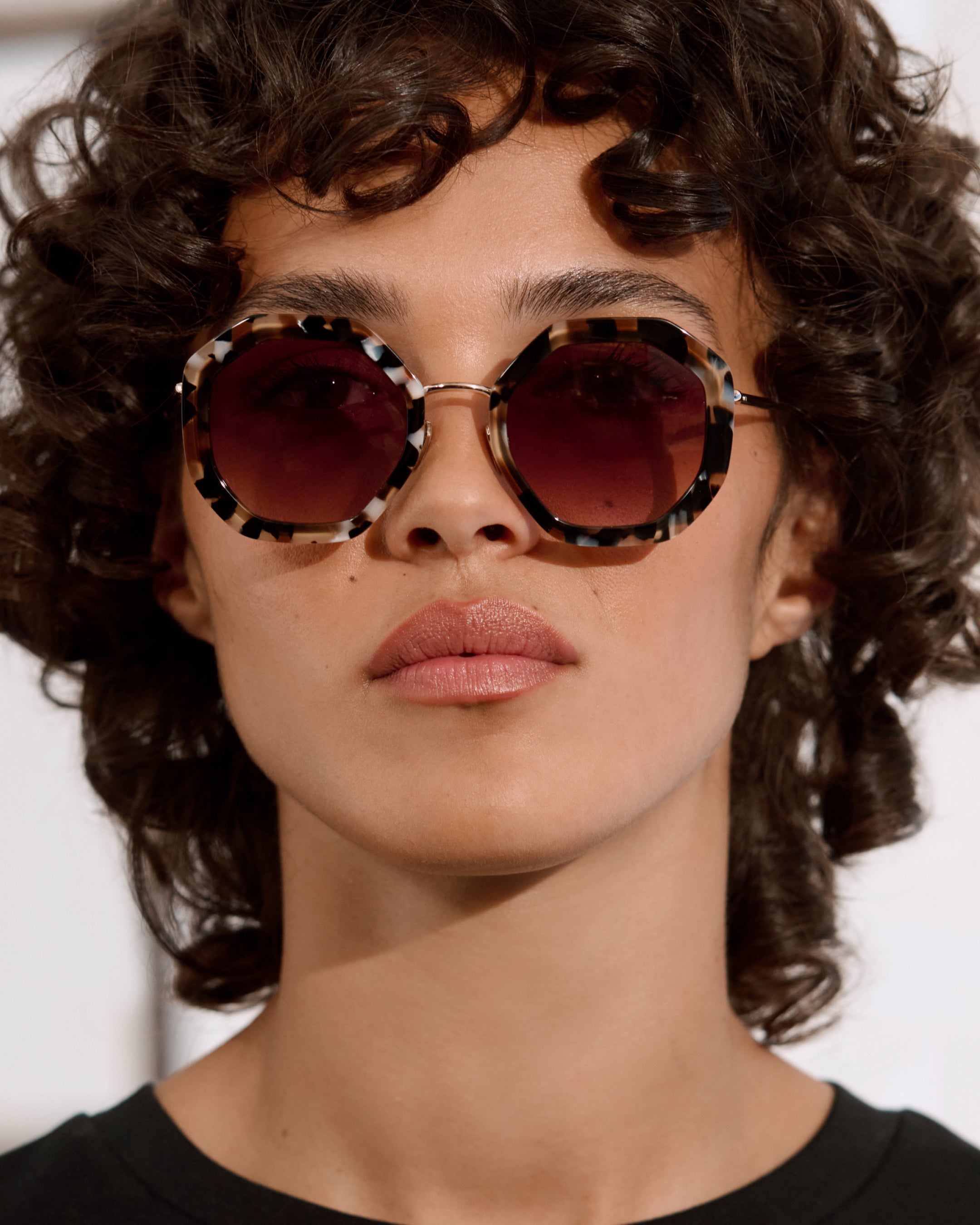 jimmy-fairly-la-angie-lunettes-de-soleil-hexagonales-oversize-ac-tate-et-acier-i image 7