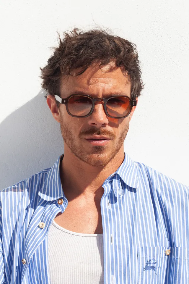 le-petit-lunetier-soren-marron-lunettes-de-soleil-carr-es-en-ac-tate-caille-cat- image 1