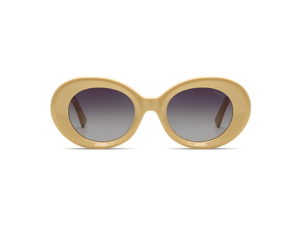 komono-n-marshmallow-lunettes-de-soleil-ovales-blanches-kurt-cobain-par-tom-eere image 1