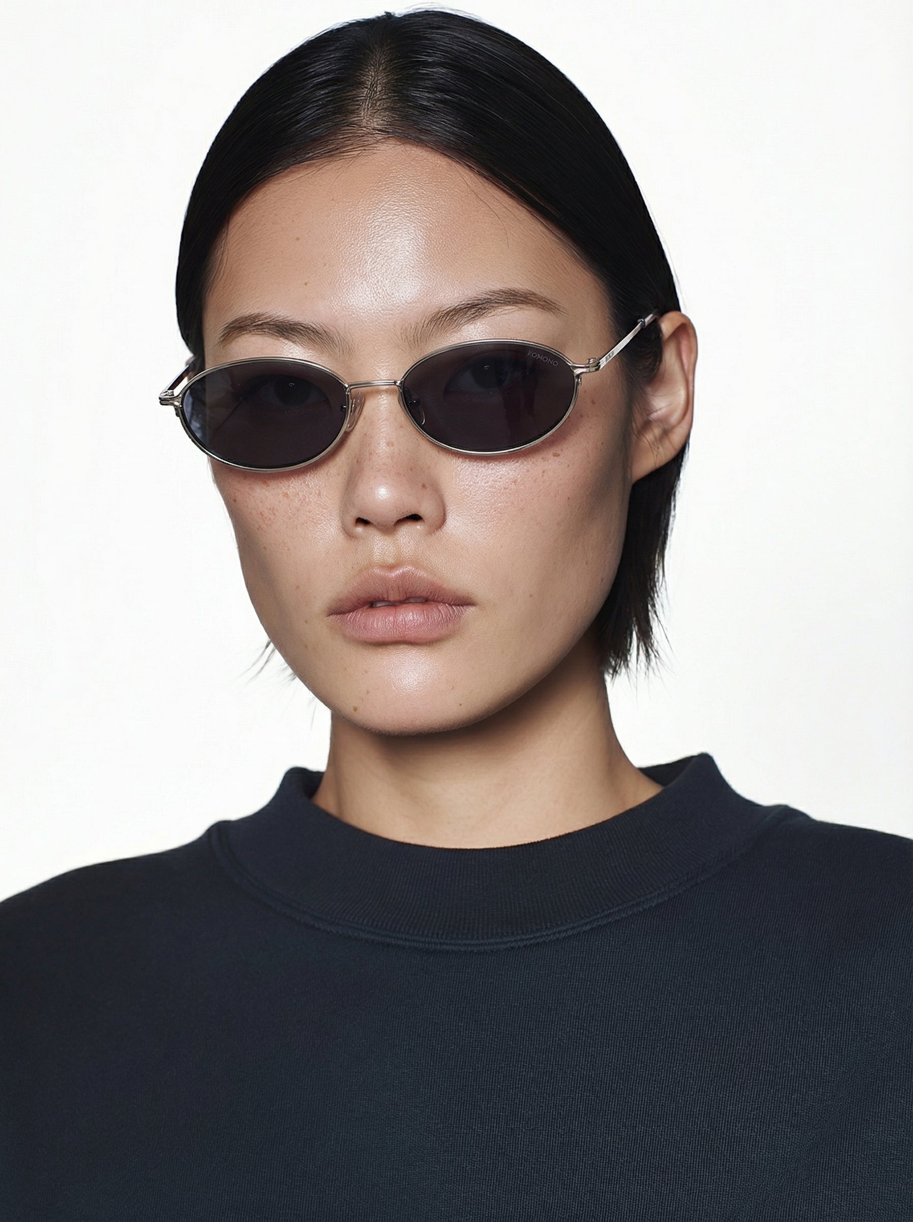 komono-tyla-silver-lunettes-de-vue-ovales-acier-inoxydable image 5