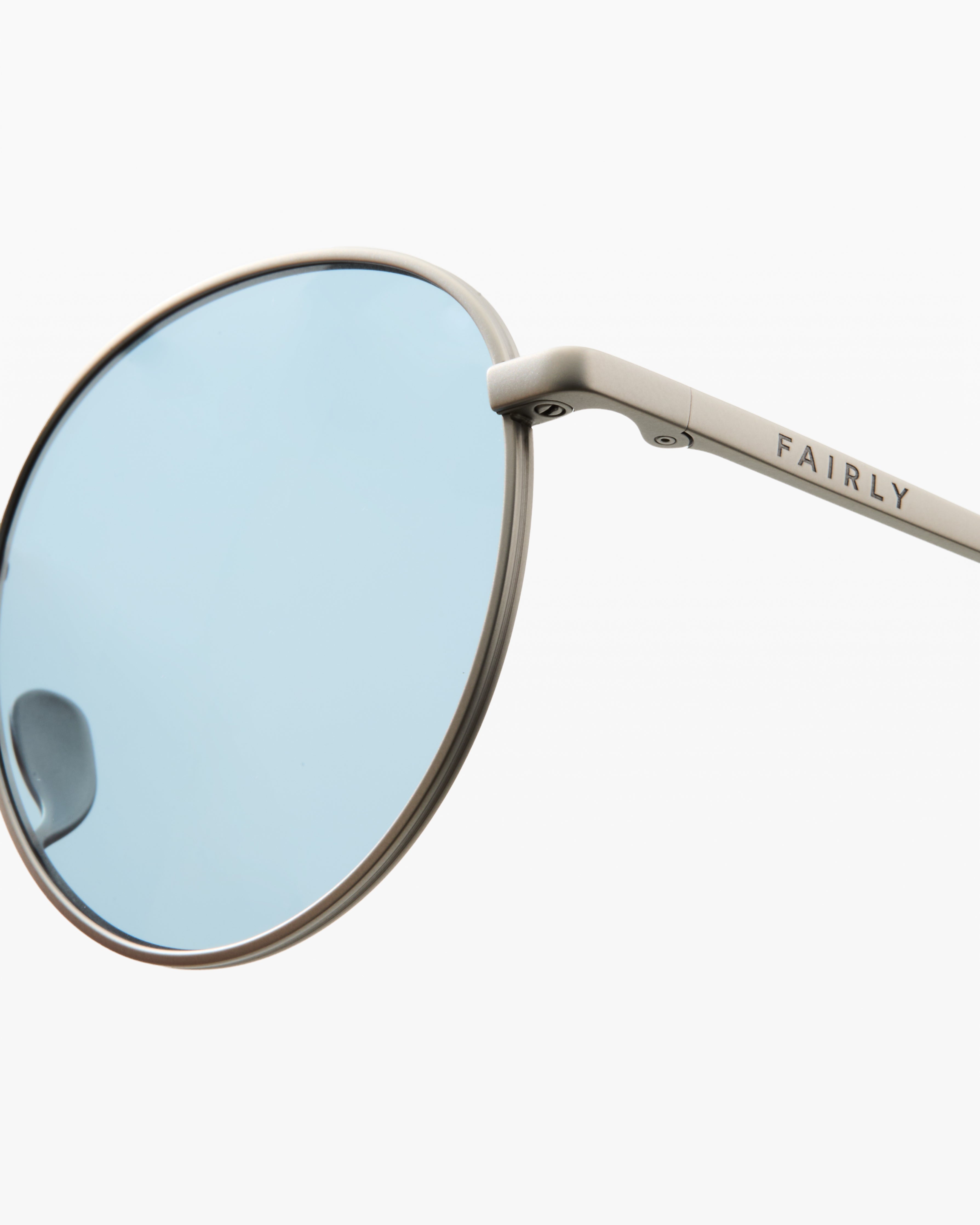 jimmy-fairly-la-benton-lunettes-de-soleil-ovales-titane-argent-verres-teint-s image 4
