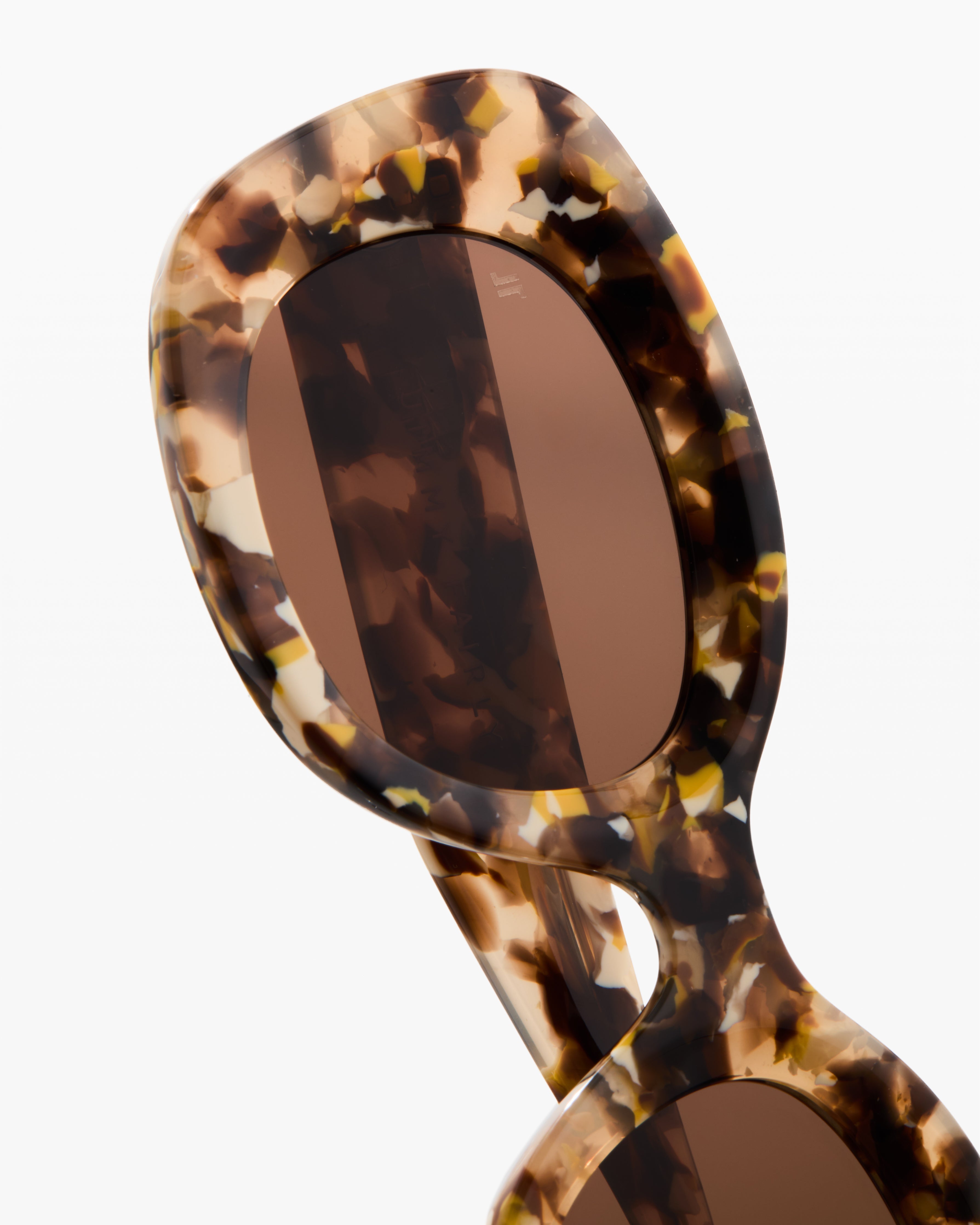 jimmy-fairly-la-cinnamon-lunettes-de-soleil-ovales-caille-en-ac-tate-pour-femme image 4