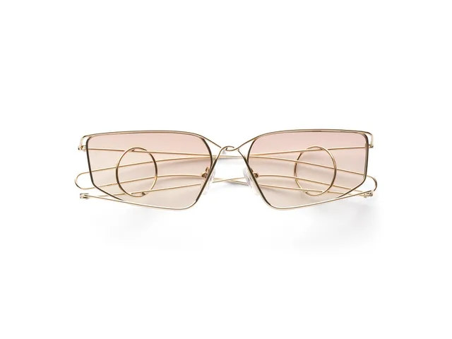 komono-x-gabrielle-szwarcenberg-white-gold-lunettes-de-soleil image 1