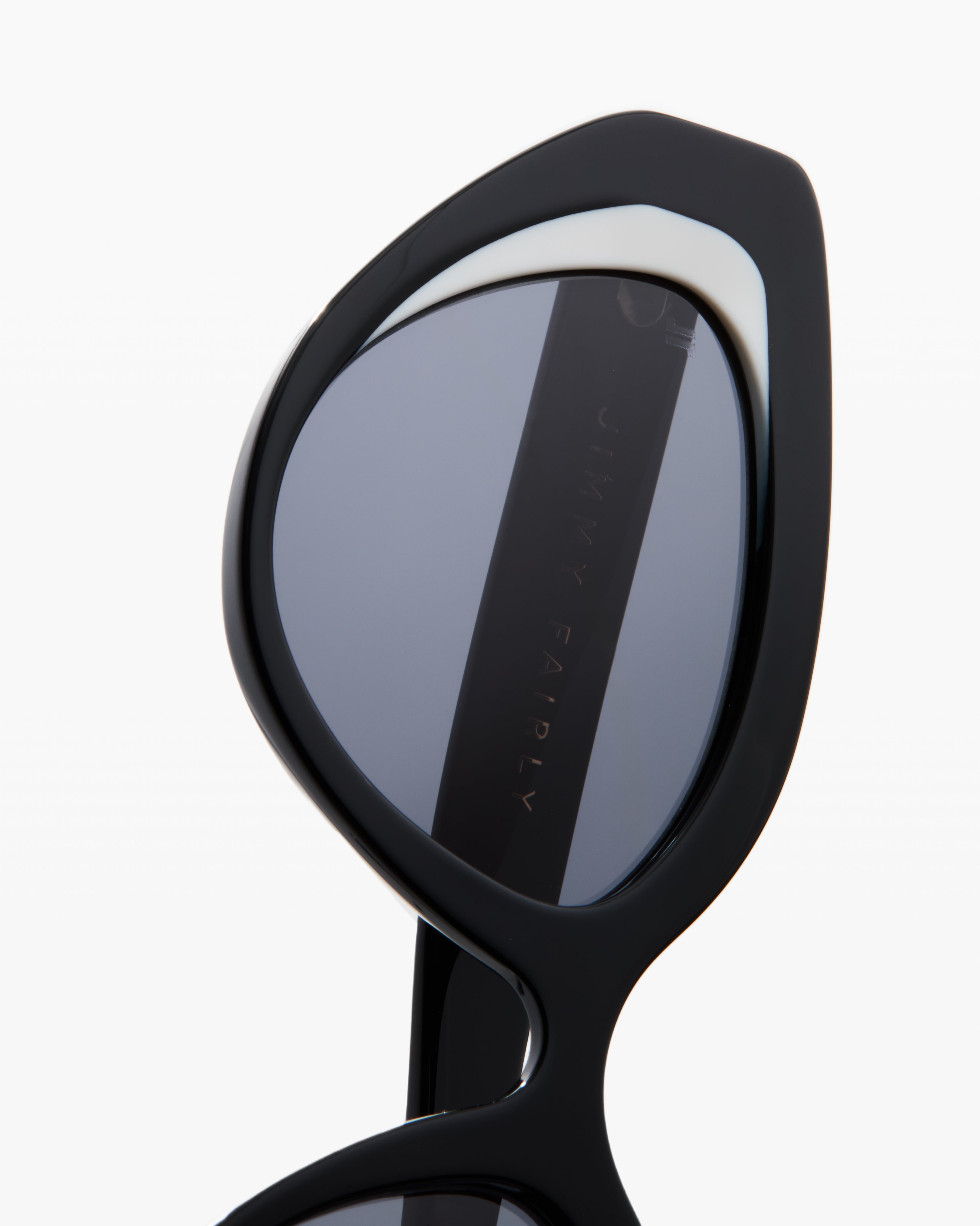 jimmy-fairly-la-linda-lunettes-de-soleil-papillon-en-ac-tate-femme-noir image 4