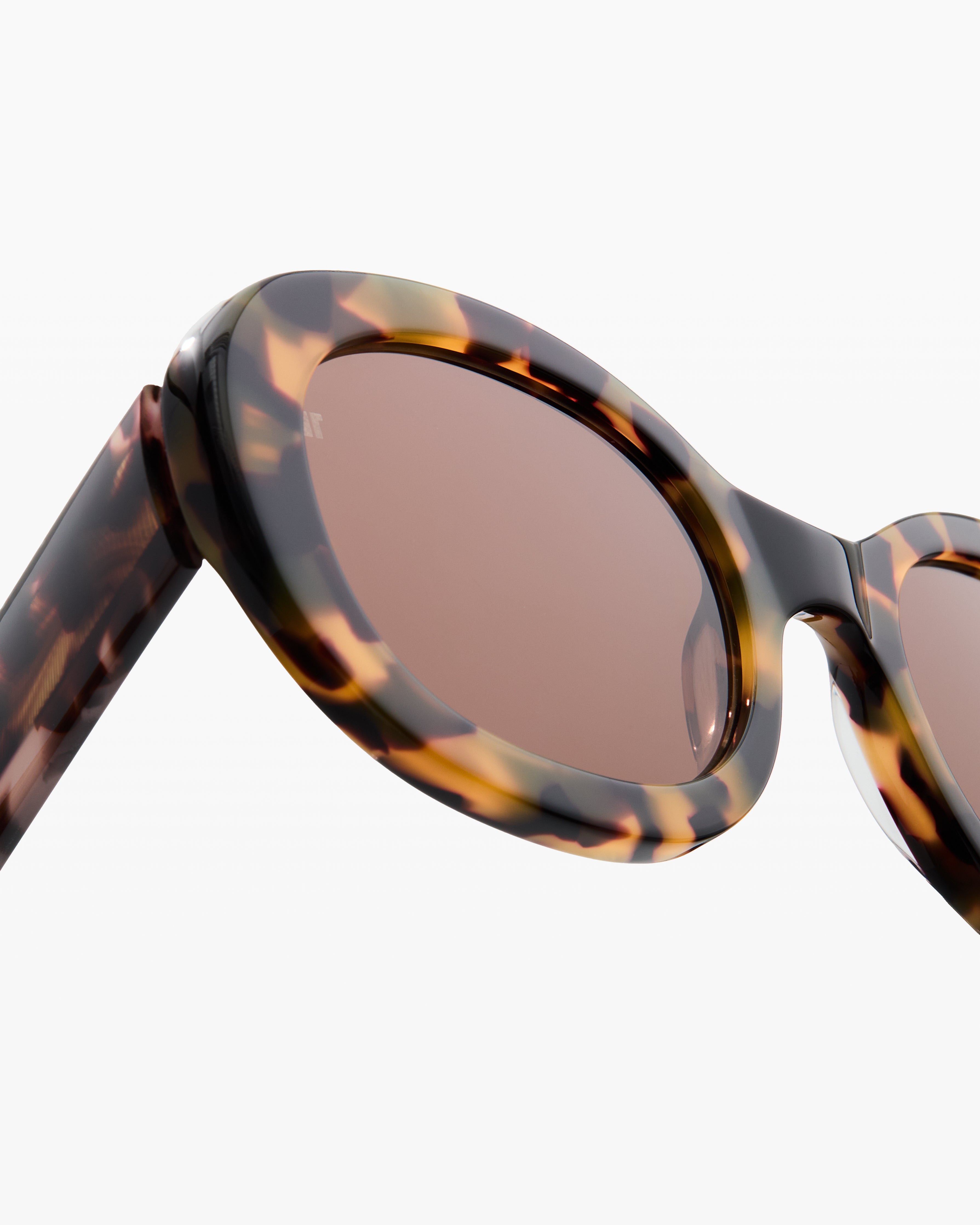jimmy-fairly-la-margaux-lunettes-de-soleil-papillon-femme-ac-tate-caille-fonc-ta image 2