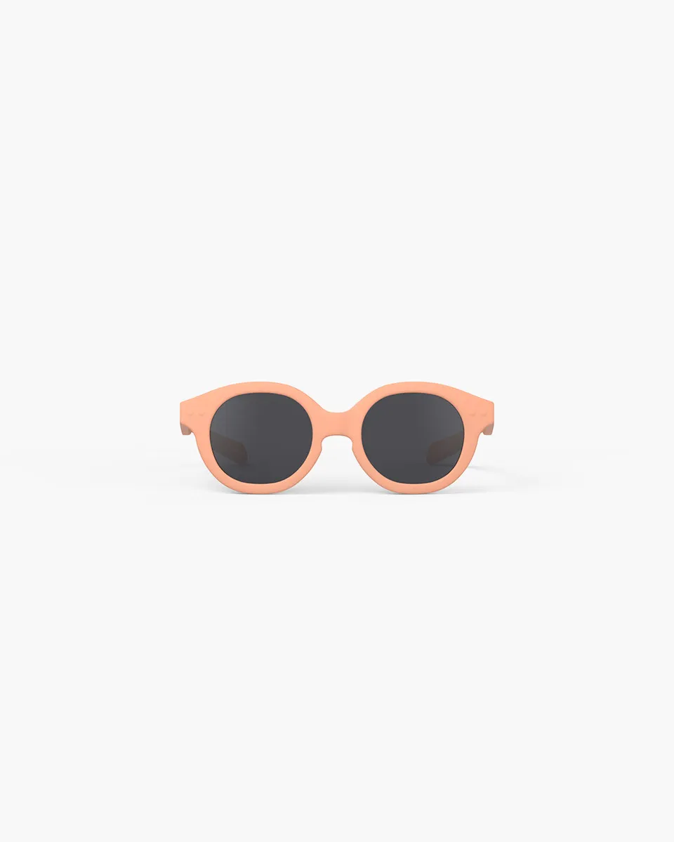 izipizi-baby-c-apricot-polarized-lunettes-de-soleil-b-b-polaris-es-abricot image 1