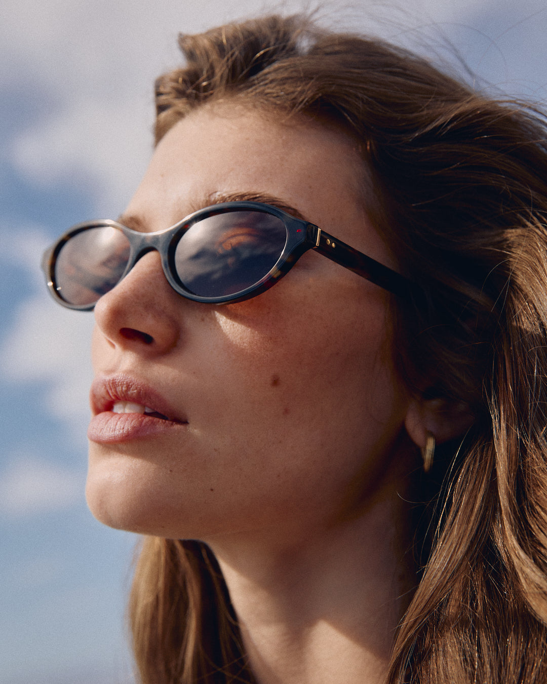 jimmy-fairly-la-meg-lunettes-de-soleil-ovales-caille-fonc-e-style-90s-pour-femme image 7